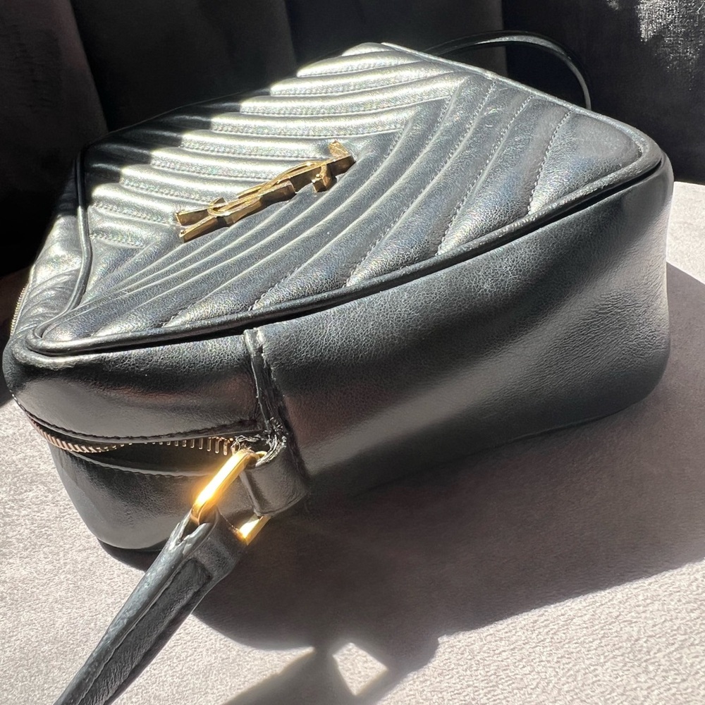 YSL camera bag quilted with gold hardware - Picture 6 of 13